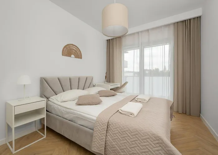 Stylowy Apartament W Odcieniach Bezu Balkon & Parking By Noclegi Renters