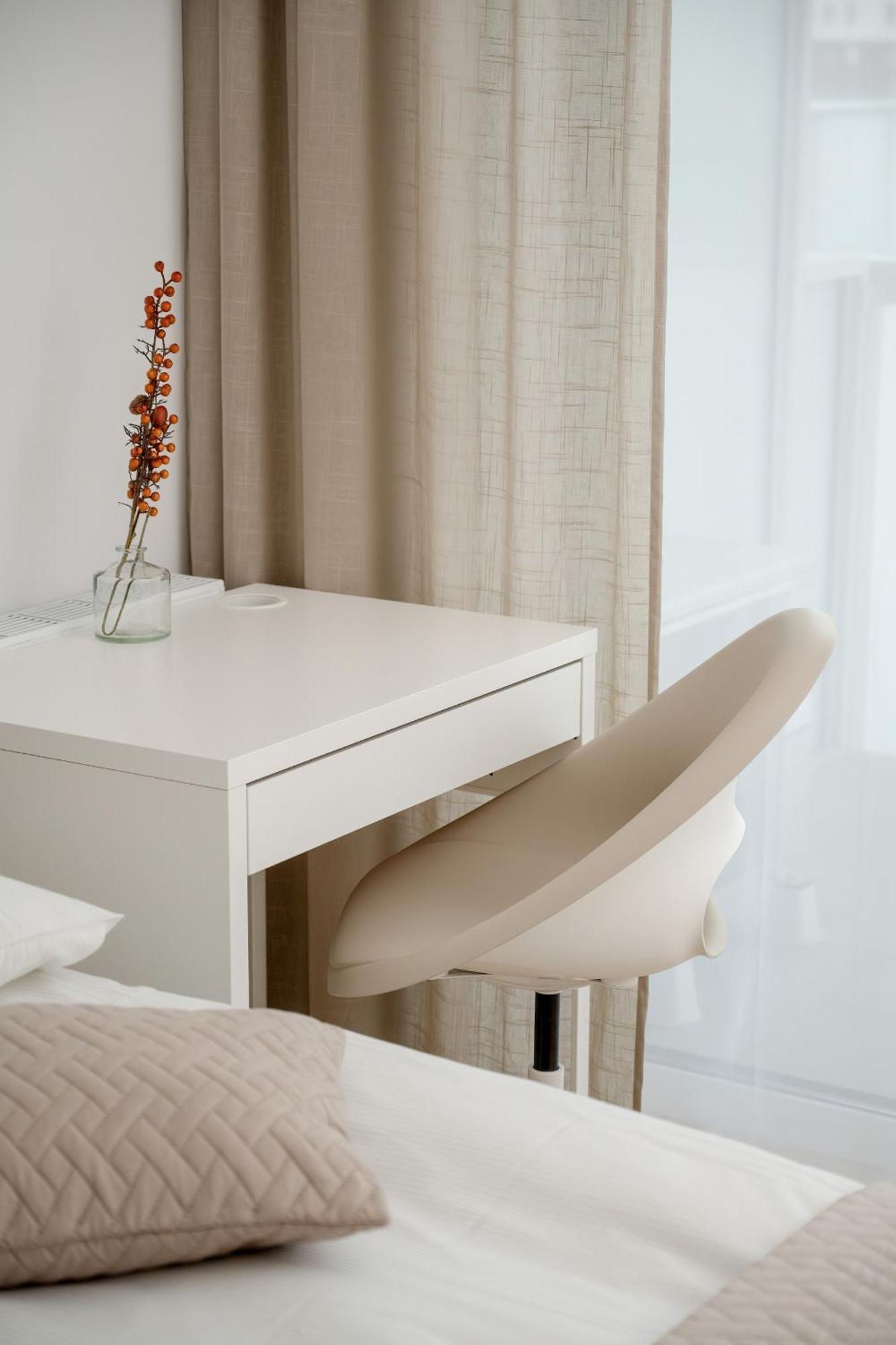 Stylowy W Odcieniach Bezu Balkon & Parking By Renters Wroclaw