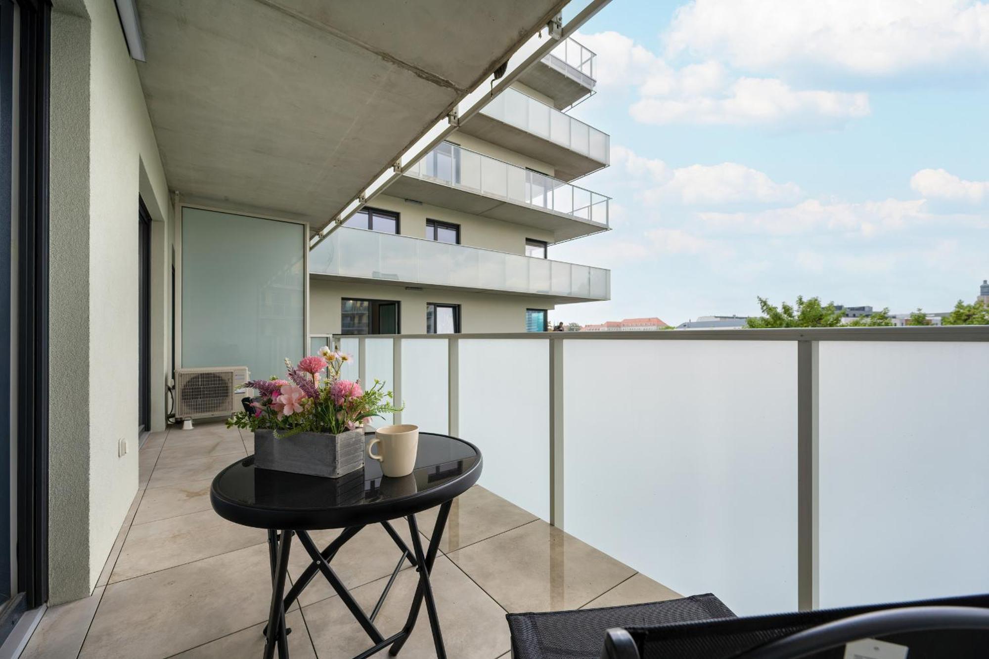 Stylowy W Odcieniach Bezu Balkon & Parking By Renters * Wroclaw