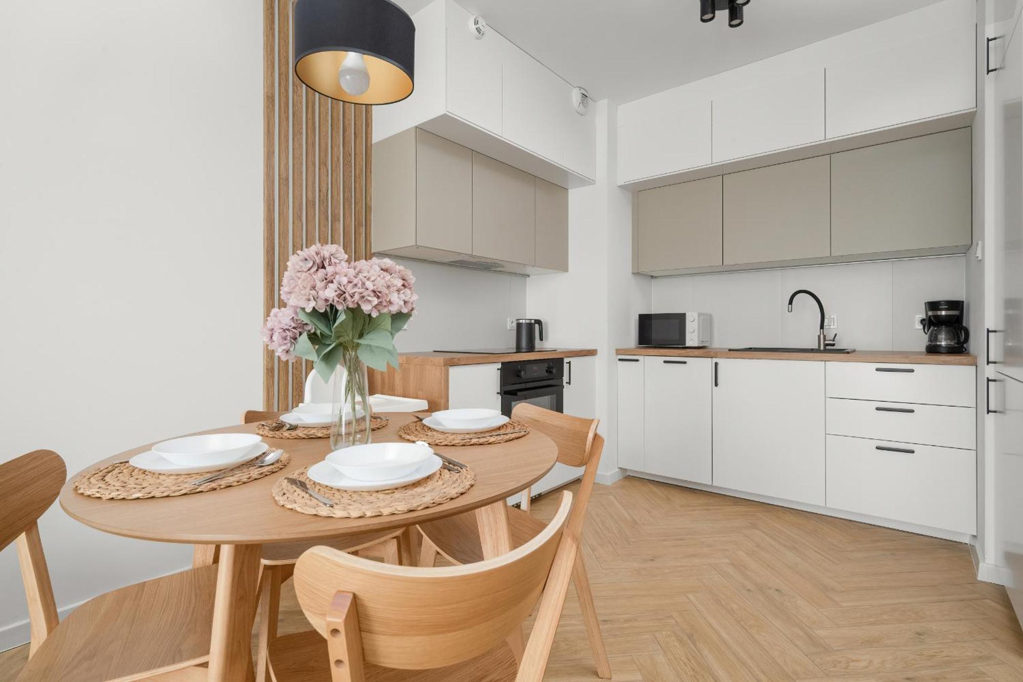 Apartment Stylowy W Odcieniach Bezu Balkon & Parking By Renters