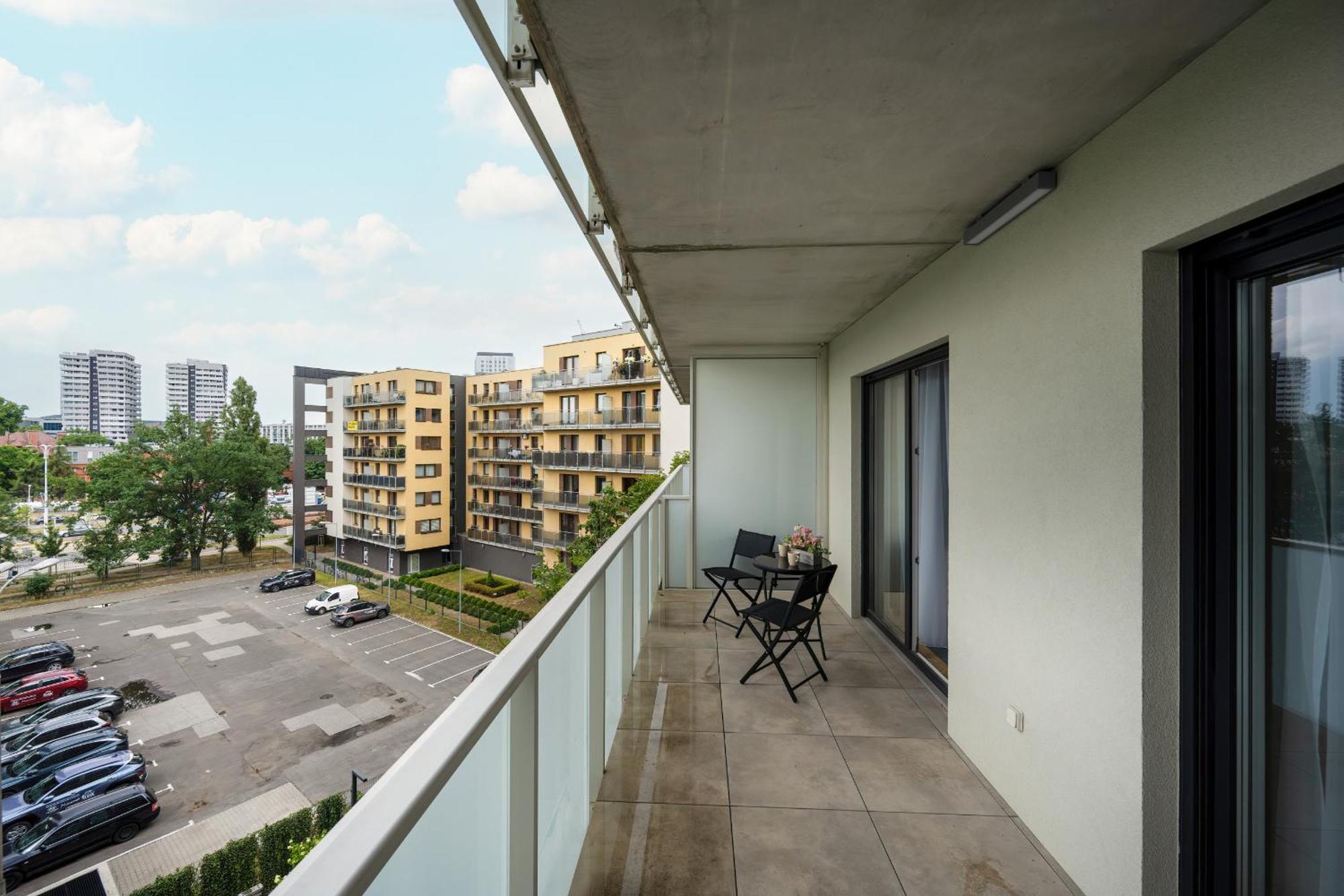 Stylowy W Odcieniach Bezu Balkon & Parking By Renters * Wroclaw